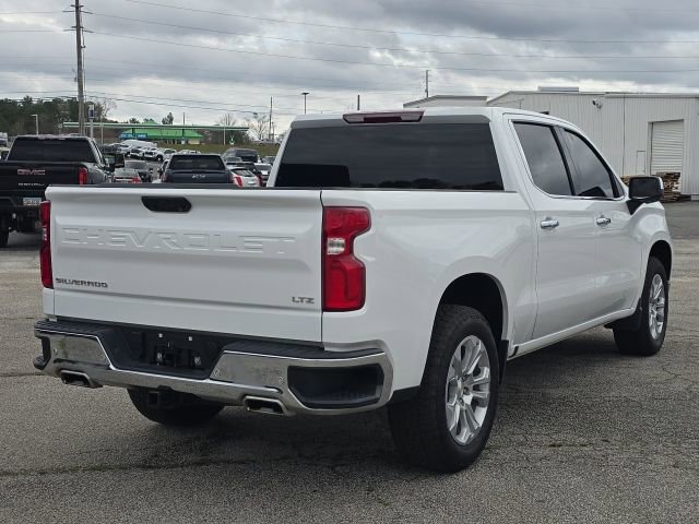 Used 2025 Chevrolet Silverado 1500 LTZ AWD/4WD image 5