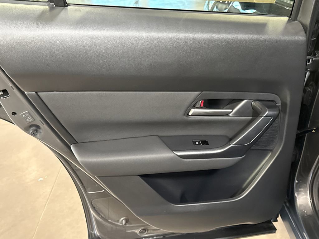 Certified 2025 MAZDA CX-50 2.5 Hybrid w/ Weather Package image 11