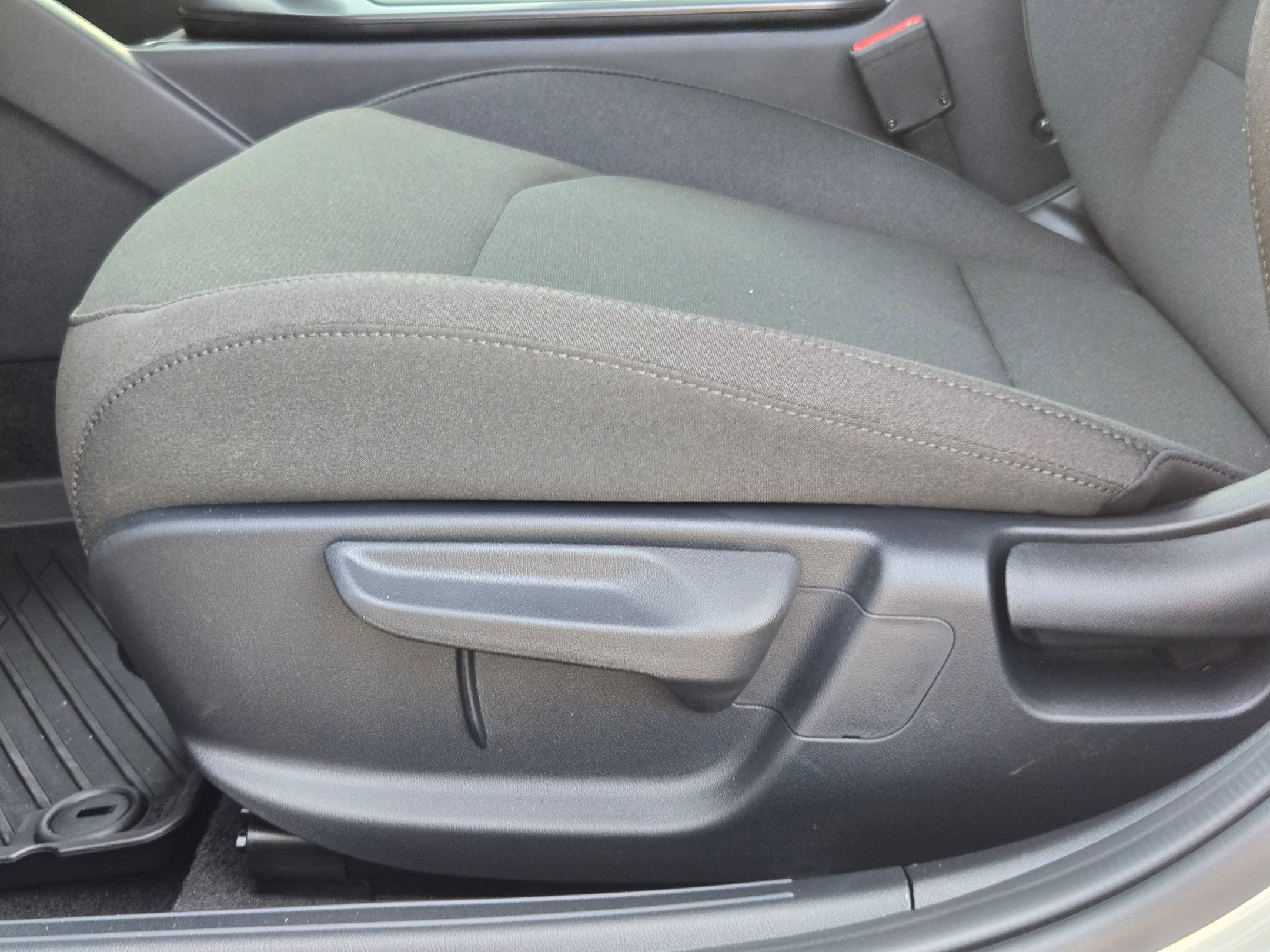 New 2026 Kia K4 FWD image 18