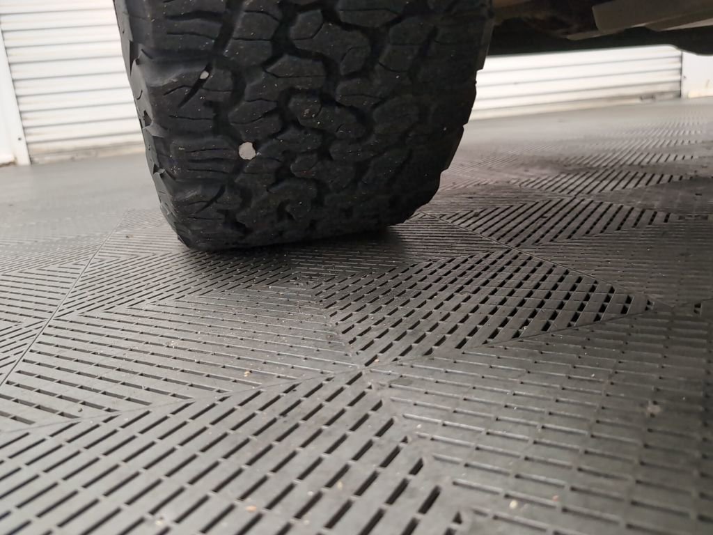 Used 2016 GMC Yukon SLE w/ Convenience Package image 39