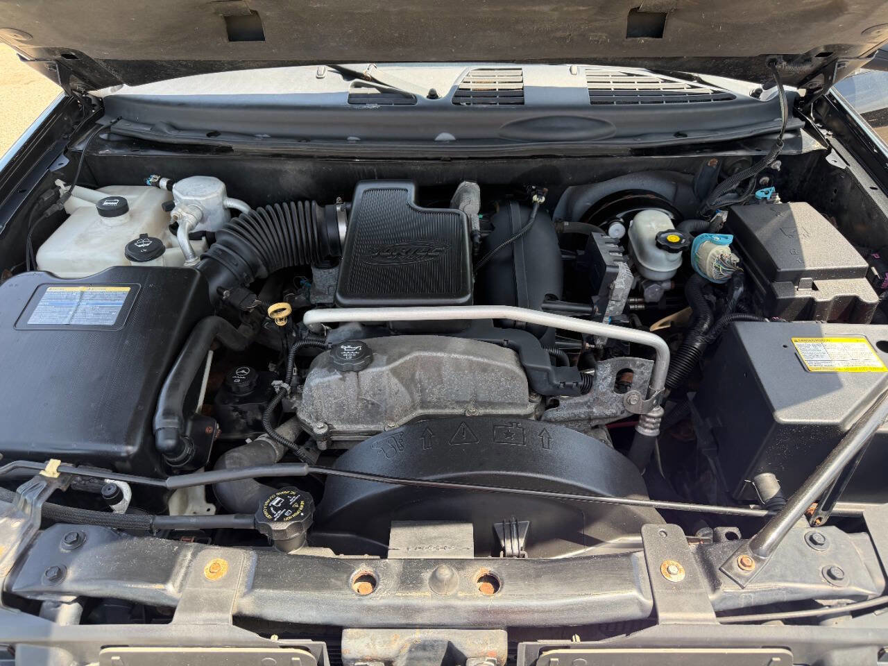 Used 2009 GMC Envoy SLE AWD/4WD image 9