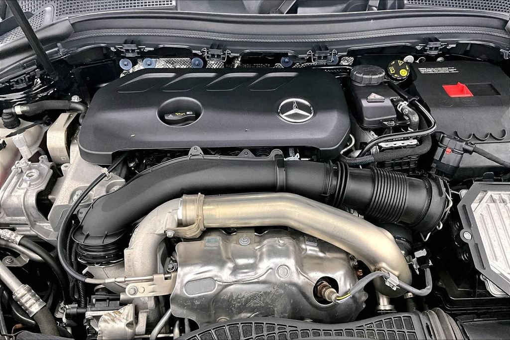 Used 2025 Mercedes-Benz GLA 250 image 9