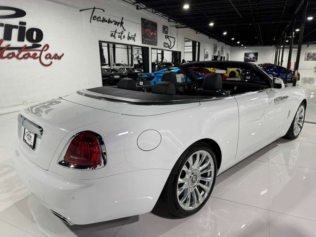 Used 2019 Rolls-Royce Dawn image 7