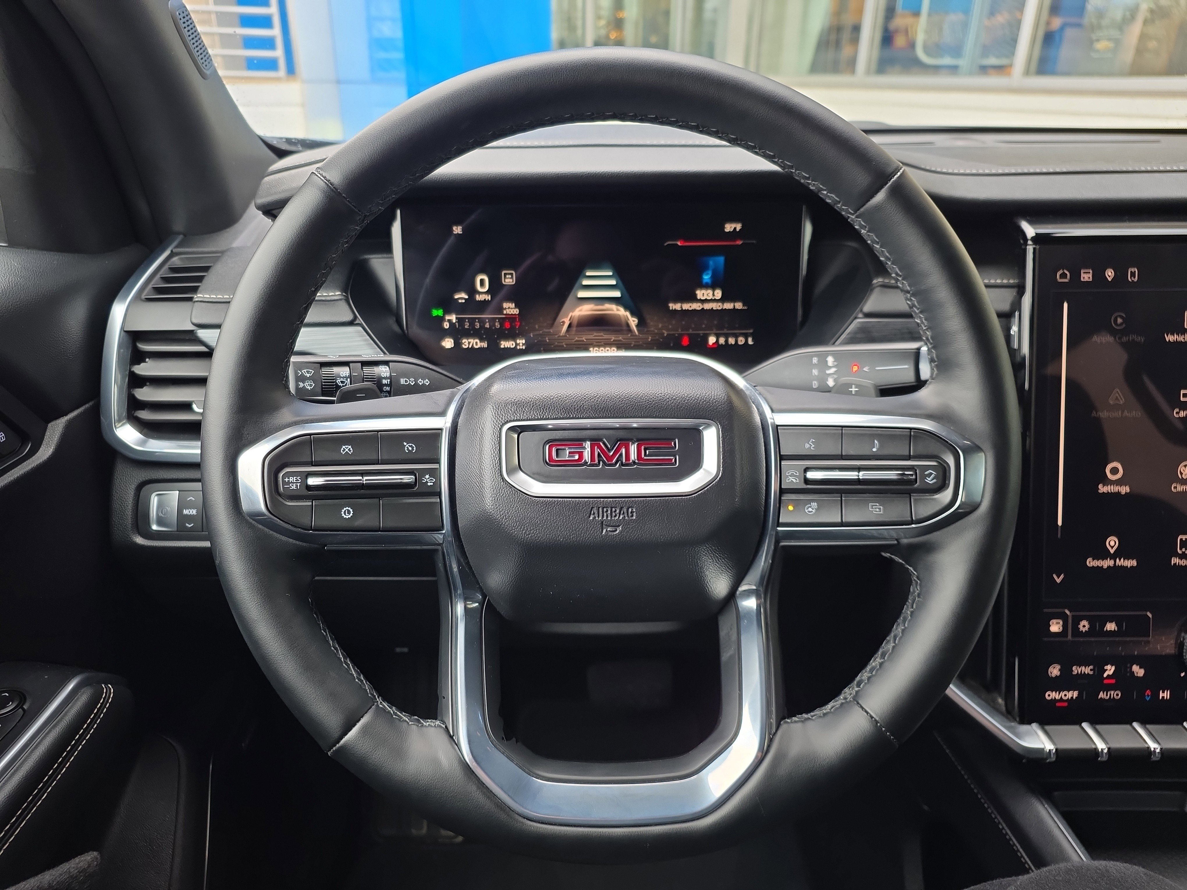 Used 2025 GMC Acadia Elevation image 19