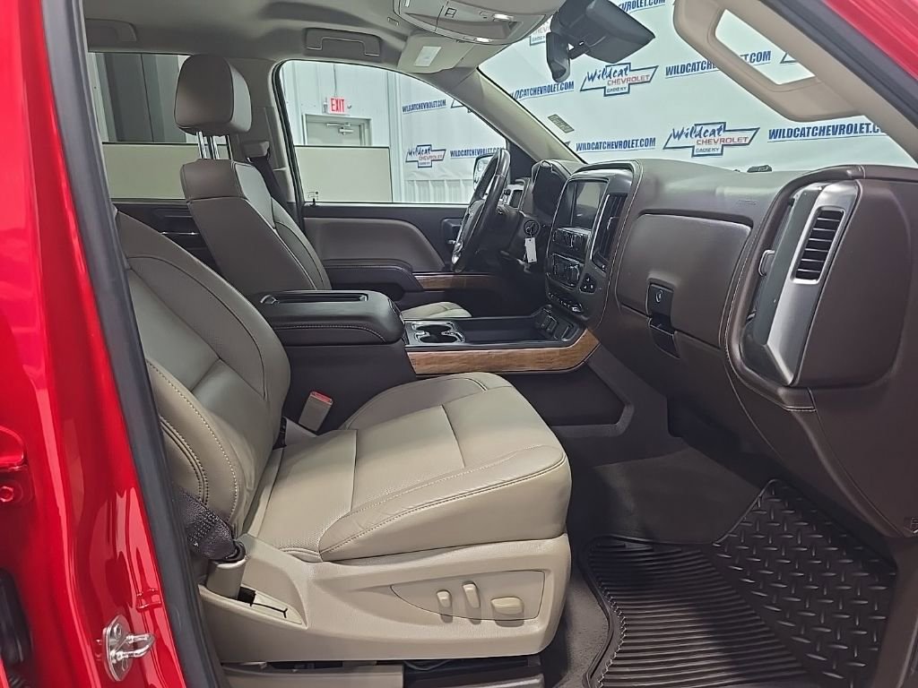 Used 2018 Chevrolet Silverado 1500 LTZ w/ Sport Package image 27