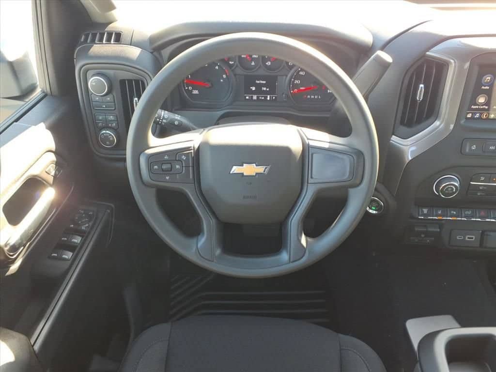 New 2026 Chevrolet Silverado 2500 Custom w/ Custom Value Package AWD/4WD image 24