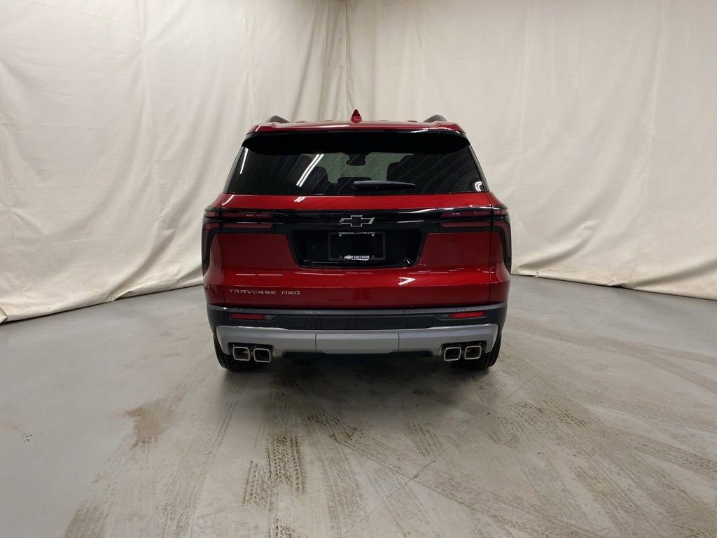 New 2026 Chevrolet Traverse LT w/ LPO, Floor Liner Package AWD/4WD image 7
