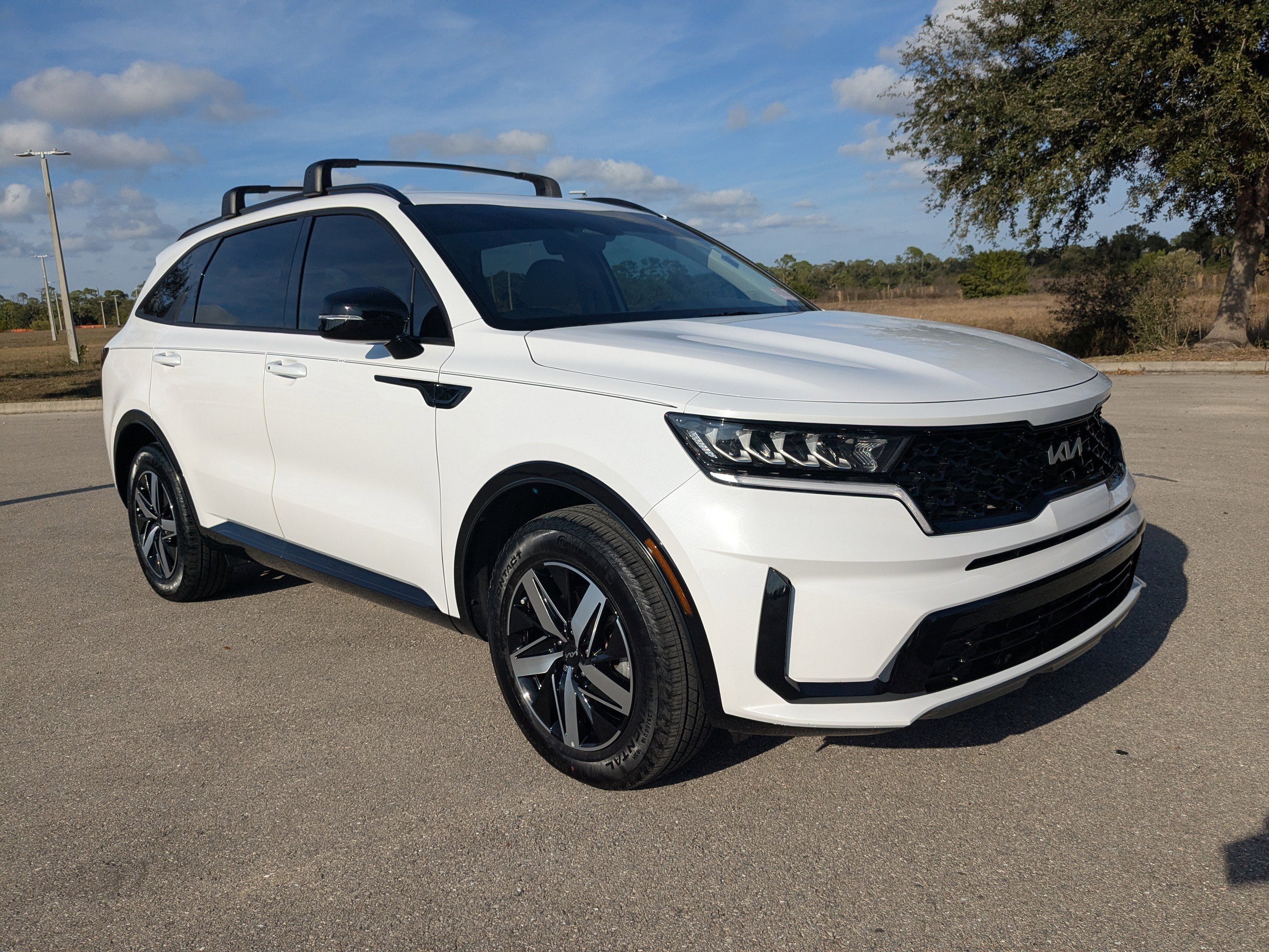 Used 2023 Kia Sorento S image 35