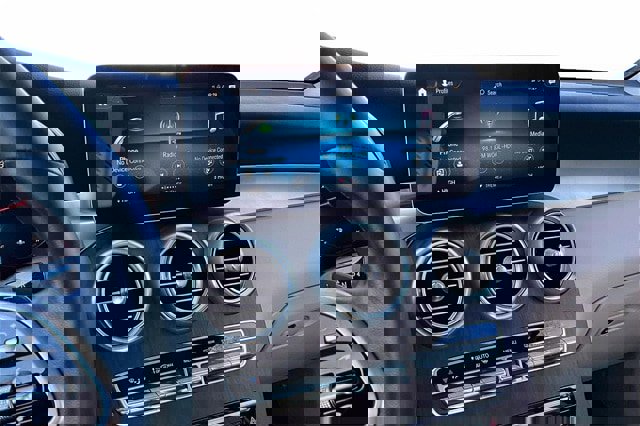 Certified 2022 Mercedes-Benz GLC 300 4MATIC image 12