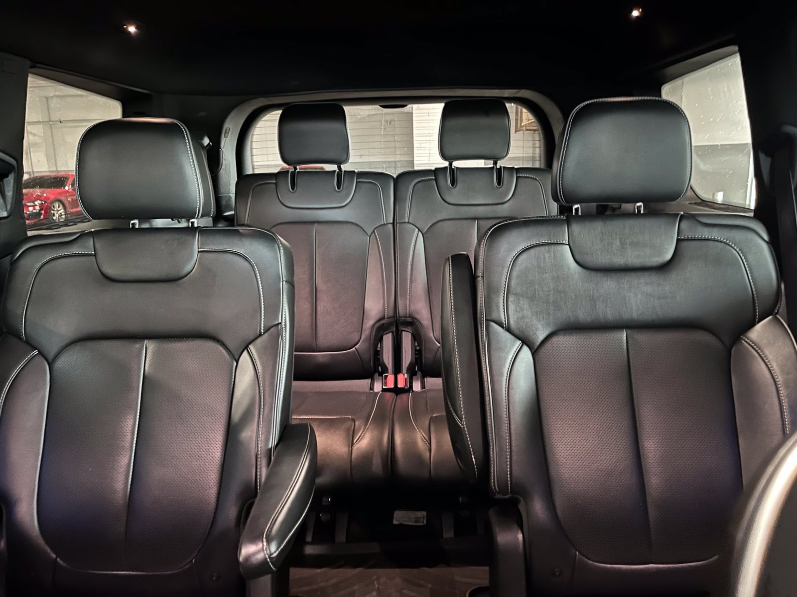 Used 2021 Jeep Grand Cherokee L Overland w/ Luxury Tech Group IV AWD/4WD image 19