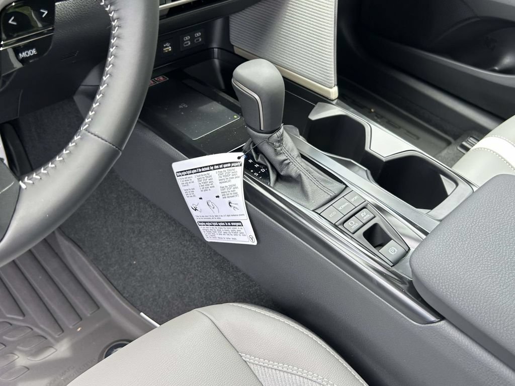 New 2026 Toyota Camry SE FWD image 19