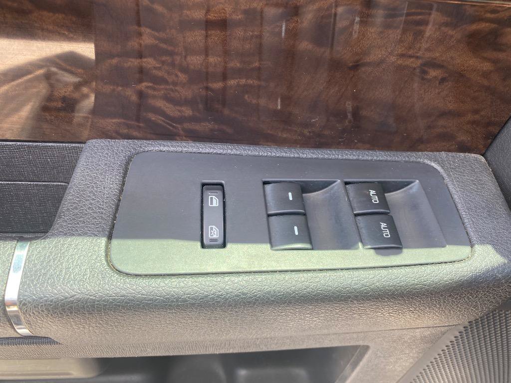 Used 2015 Ford Flex Limited FWD image 36