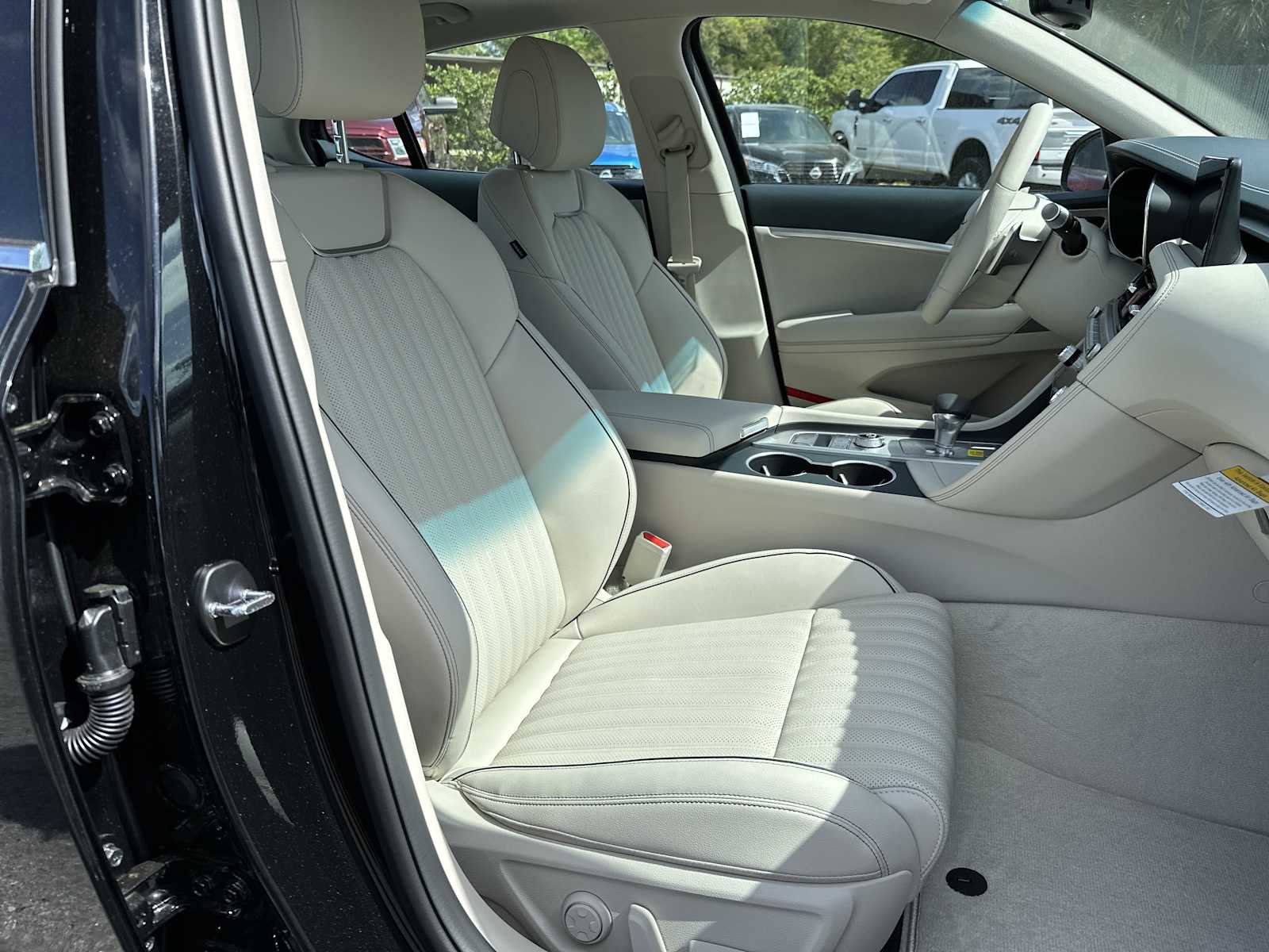 New 2026 Genesis G70 2.5T Prestige image 24