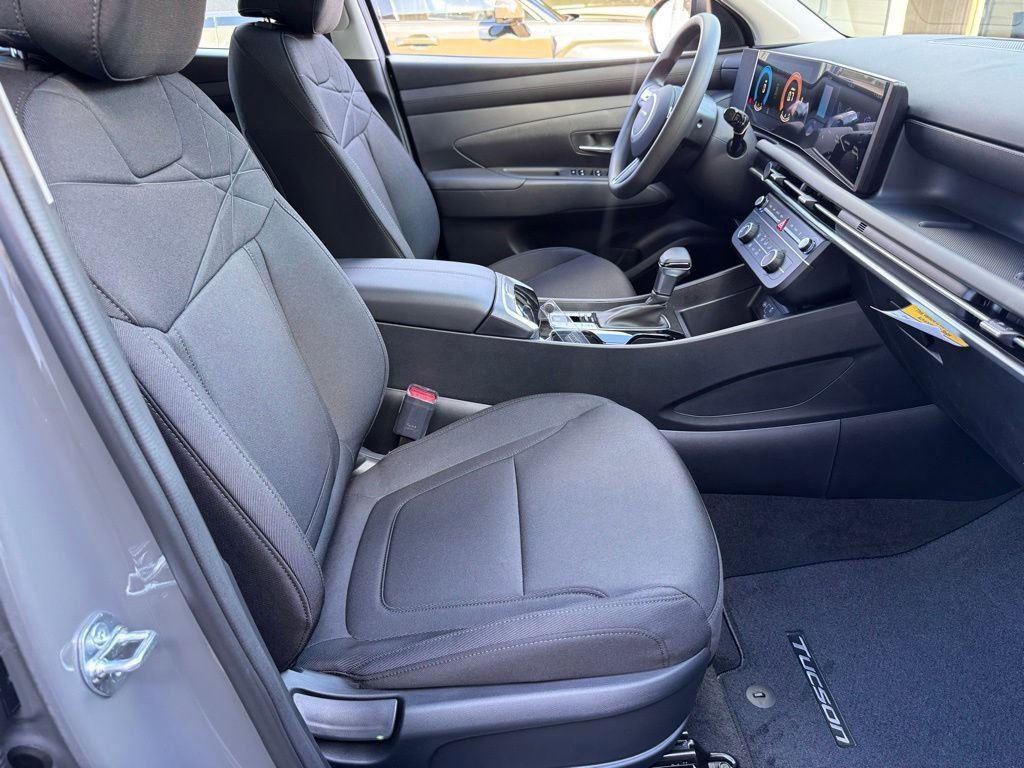 New 2026 Hyundai Tucson SE image 15