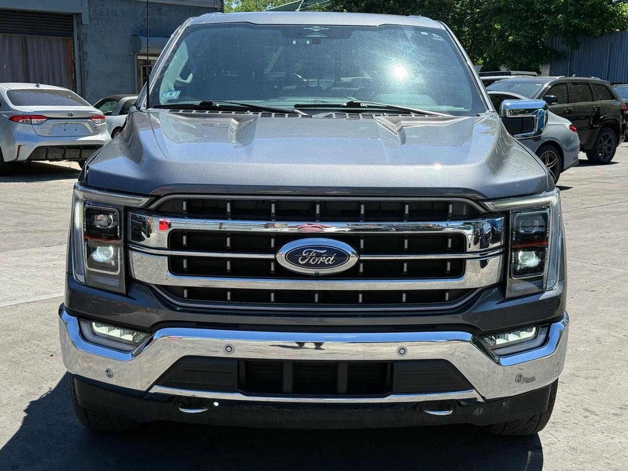 Used 2023 Ford F150 Lariat w/ Equipment Group 502A High AWD/4WD image 4