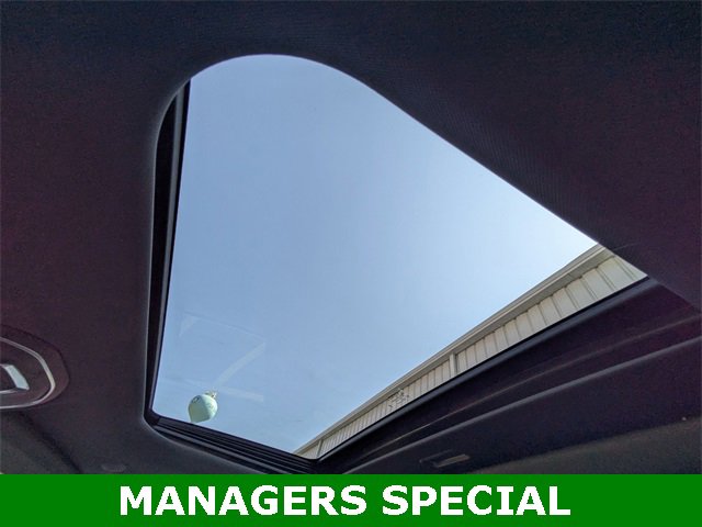 New 2025 Jeep Grand Cherokee Altitude image 22