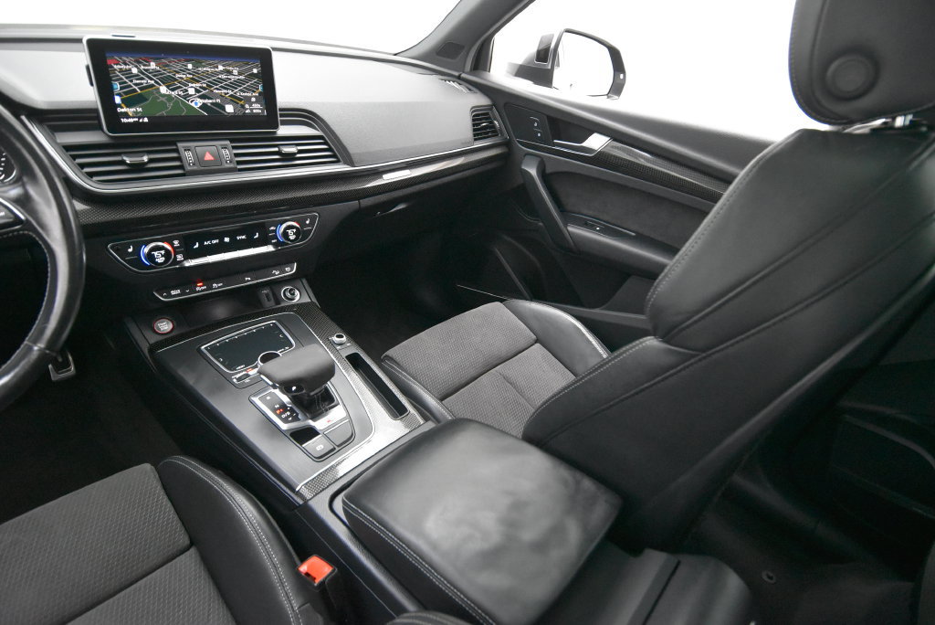Used 2018 Audi SQ5 Premium Plus w/ S Sport Package AWD/4WD image 31