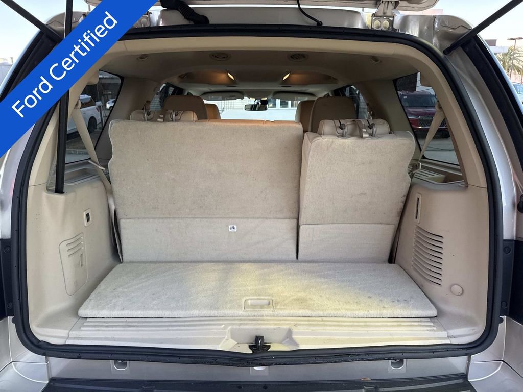 Used 2017 Ford Expedition Limited w/ Equipment Group 301A image 10