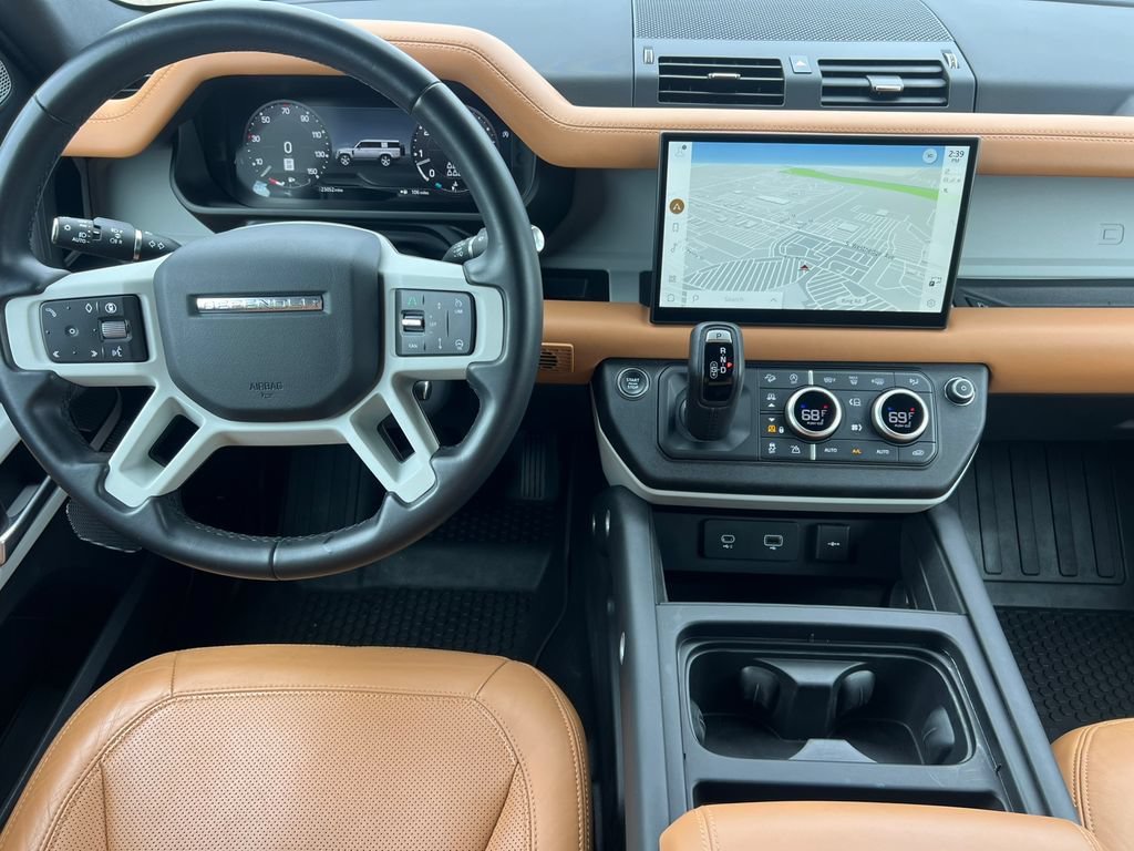 Used 2024 Land Rover Defender 130 S AWD/4WD image 2