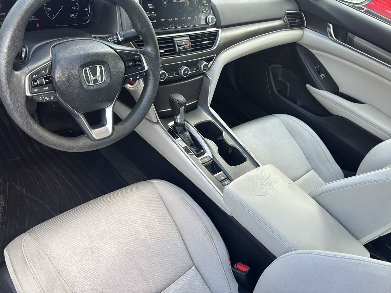 Used 2018 Honda Accord LX image 8