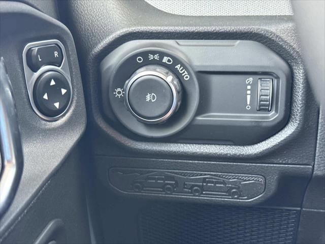 Certified 2025 Jeep Wrangler Sport S image 13