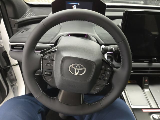 New 2026 Toyota C-HR AWD/4WD image 31