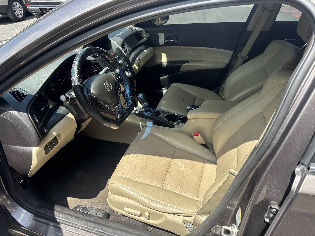 Used 2014 Acura ILX w/ Premium Package FWD image 9