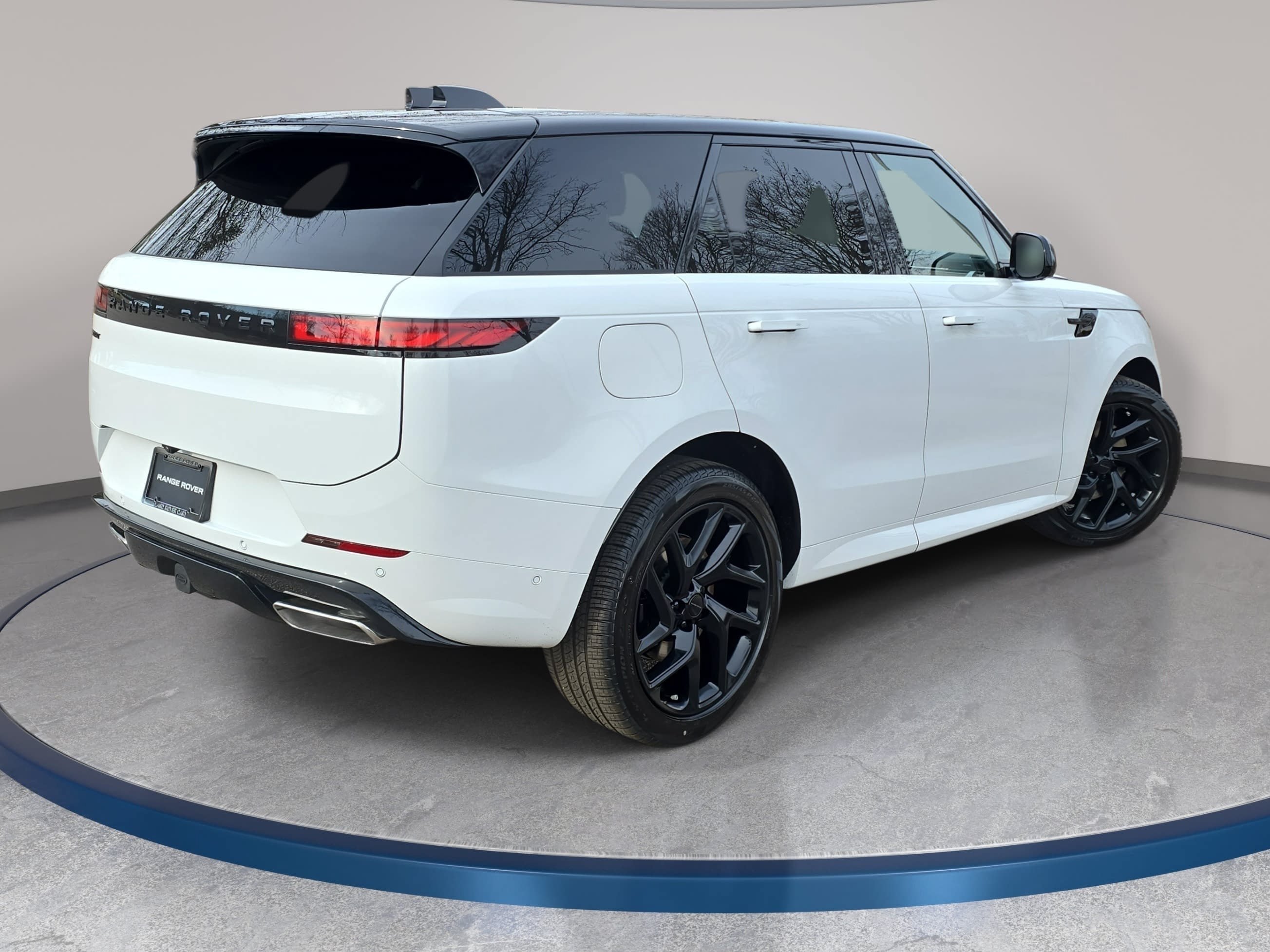 New 2026 Land Rover Range Rover Sport Dynamic SE AWD/4WD image 5
