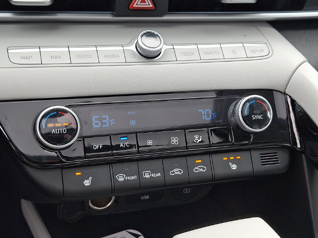 New 2026 Hyundai Elantra Limited FWD image 13