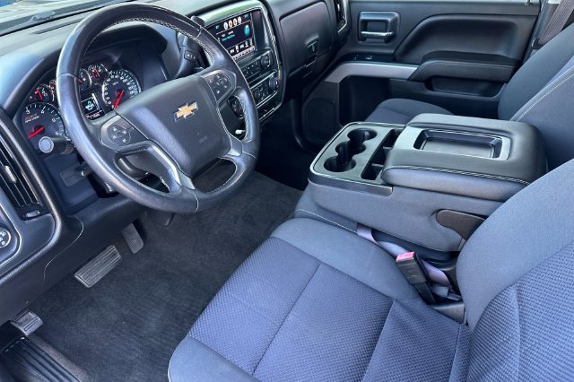 Used 2017 Chevrolet Silverado 1500 LT w/ All Star Edition AWD/4WD image 11