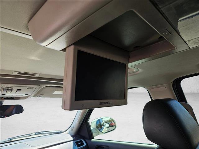 Used 2012 Cadillac Escalade Premium AWD/4WD image 21
