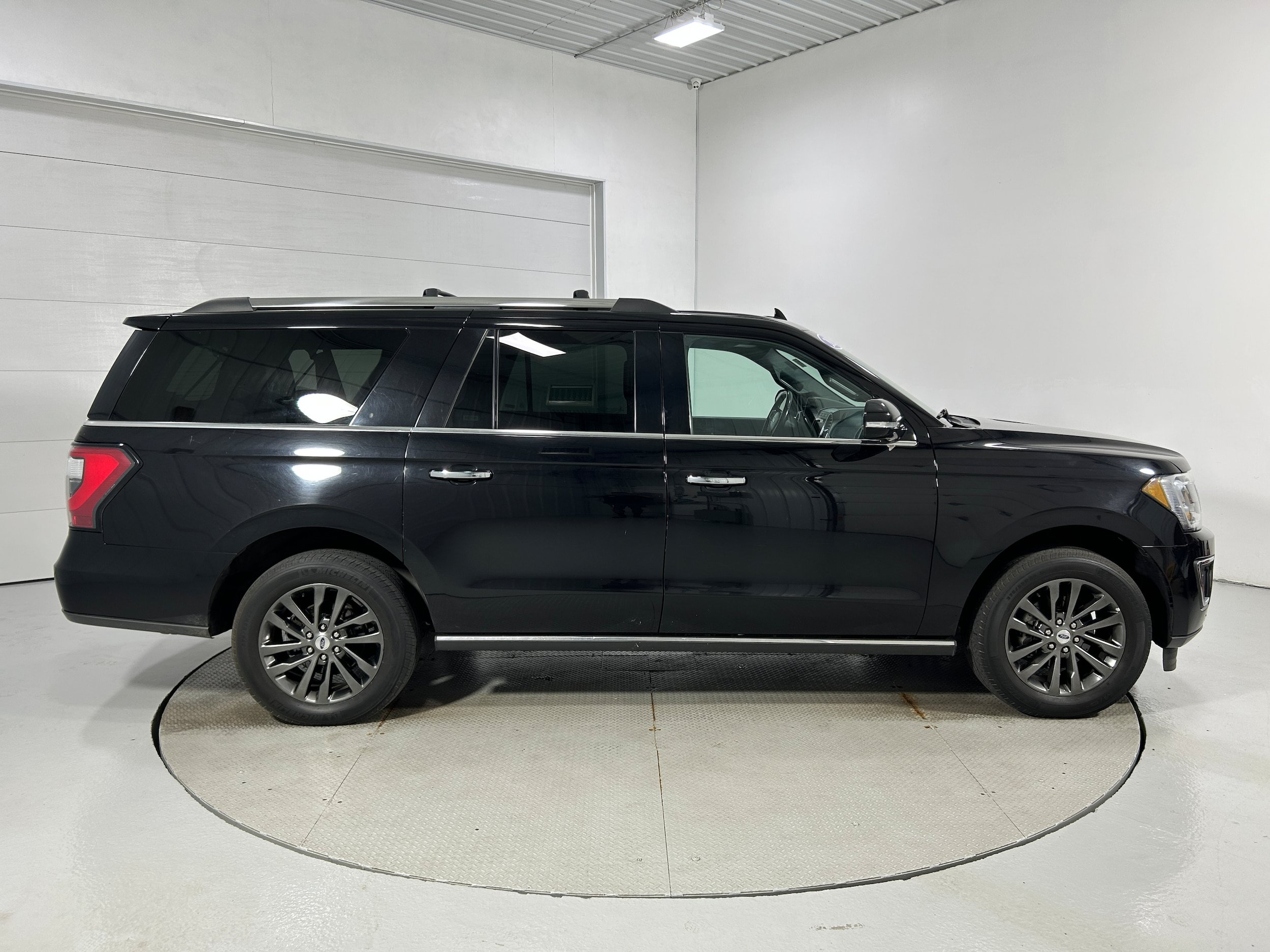 Used 2021 Ford Expedition Max Limited AWD/4WD image 41