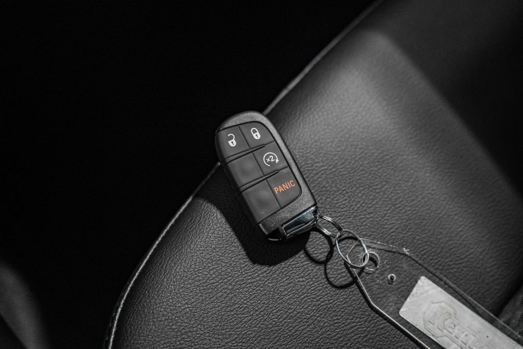 New 2026 Jeep Compass Latitude image 42