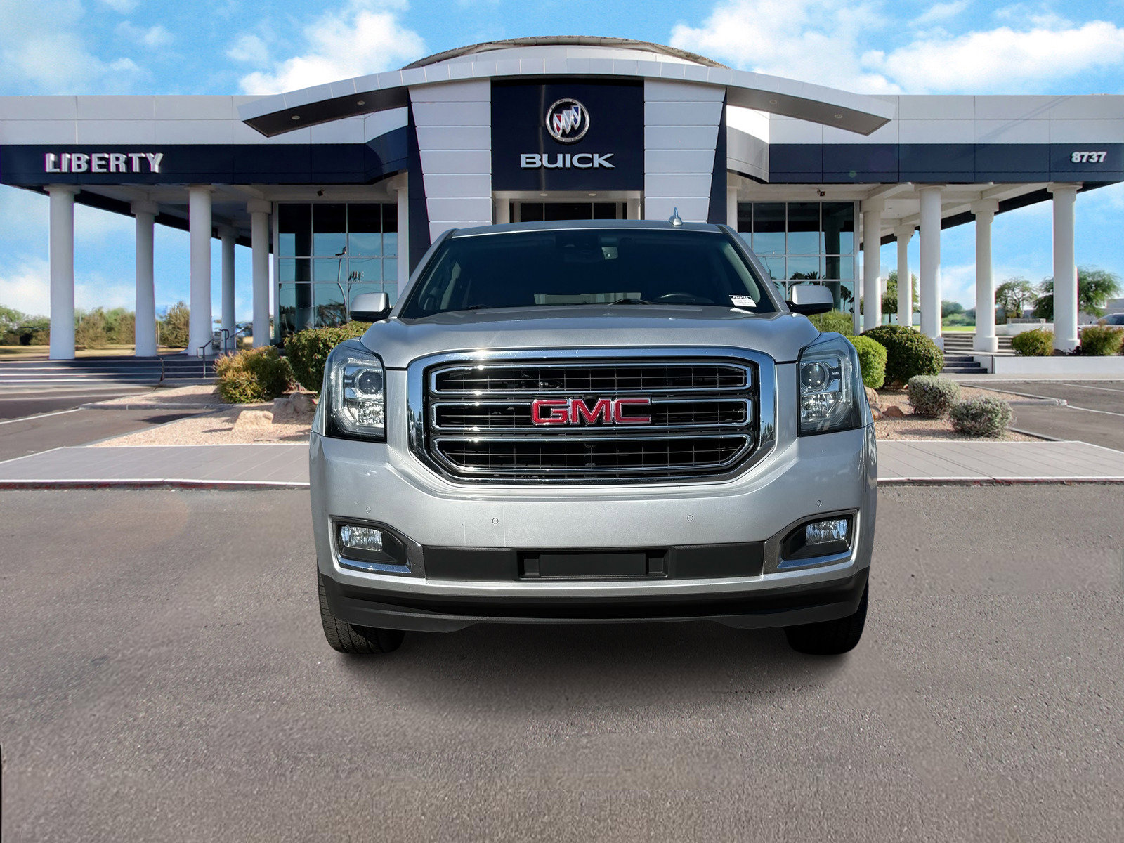 Used 2018 GMC Yukon SLT w/ Open Road Package image 4