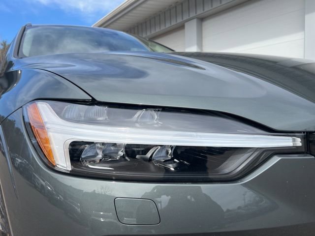 New 2026 Volvo XC60 T8 Ultra w/ Protection Package Premier image 11