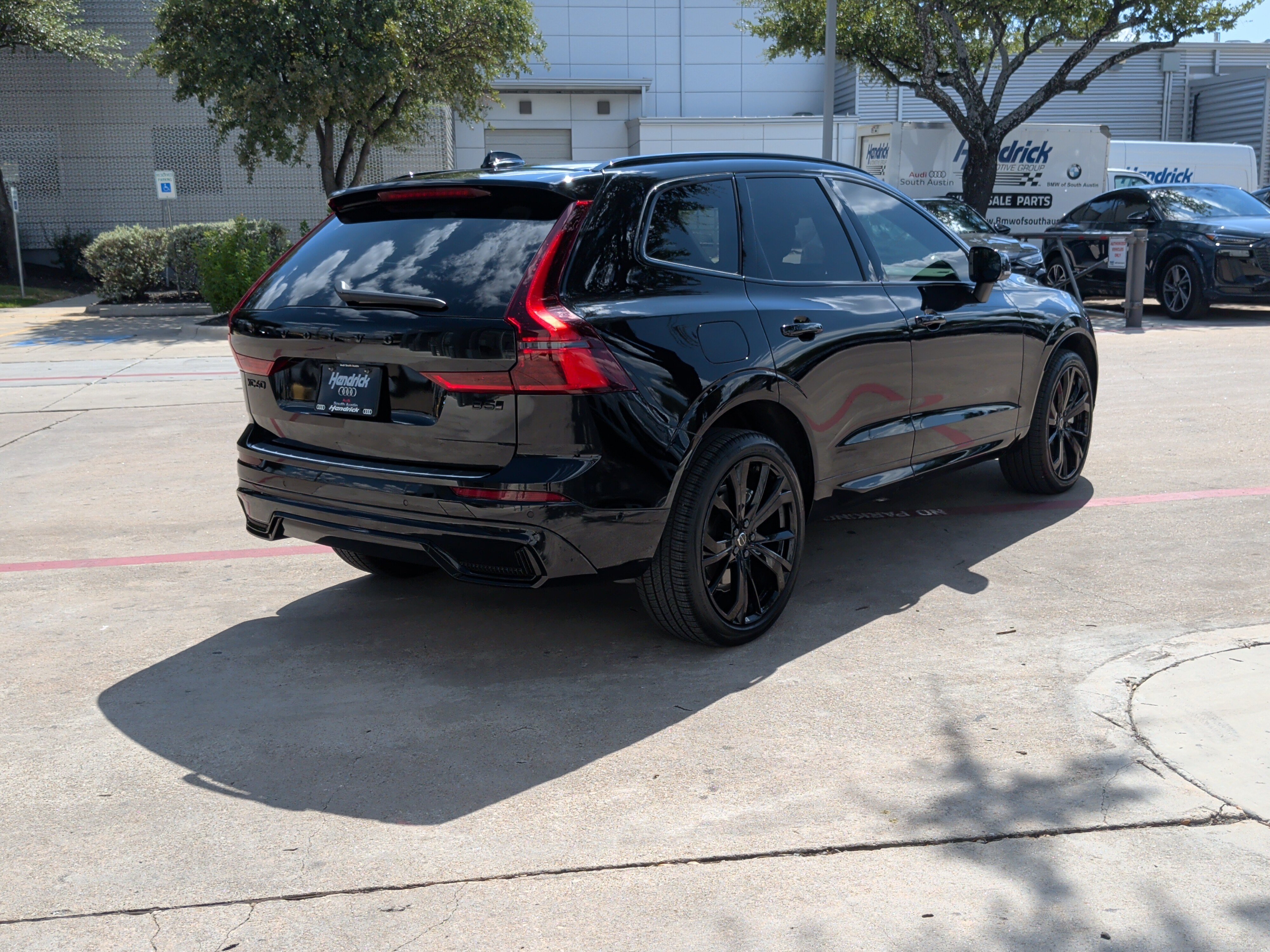 Used 2026 Volvo XC60 B5 Ultra w/ Protection Package Premier AWD/4WD image 10