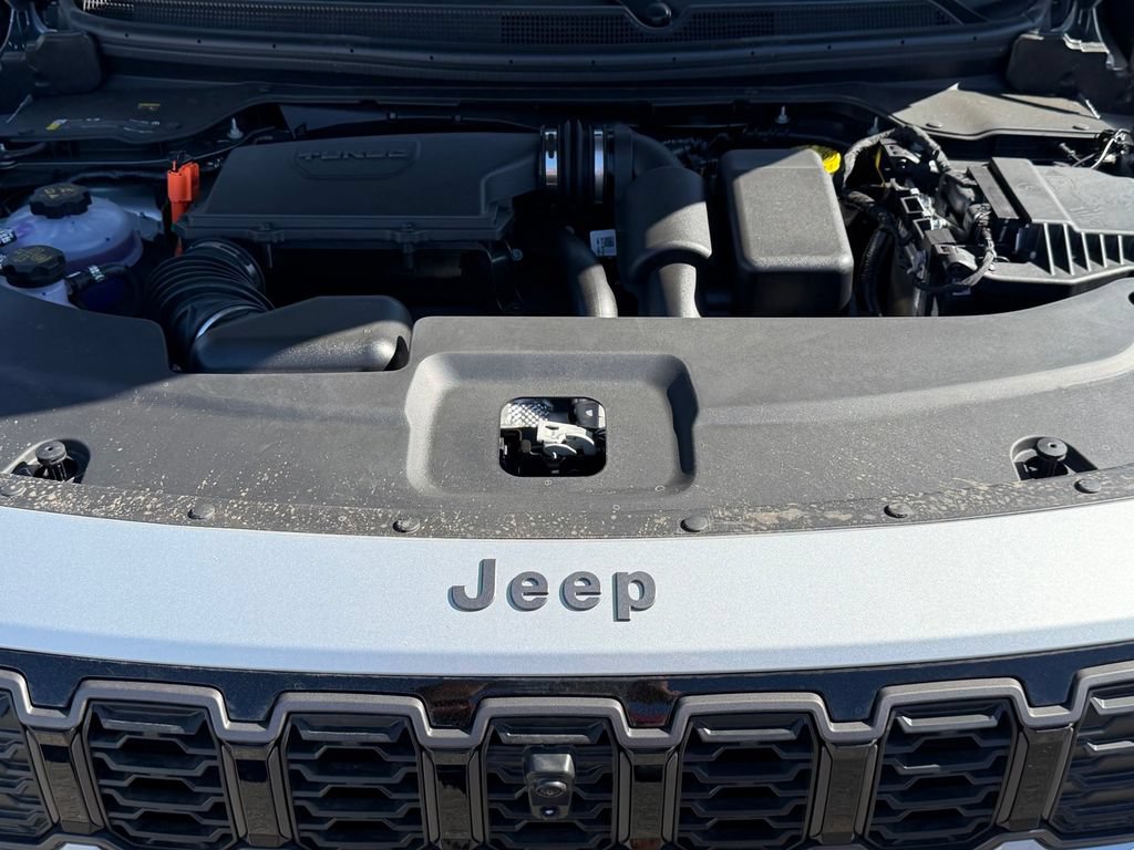 New 2026 Jeep Cherokee Overland w/ Advanced Pro Tech Group AWD/4WD image 22