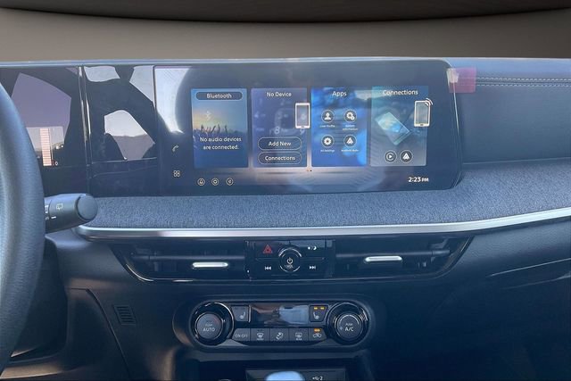 New 2026 Nissan Kicks SV w/ SV Premium Package image 6