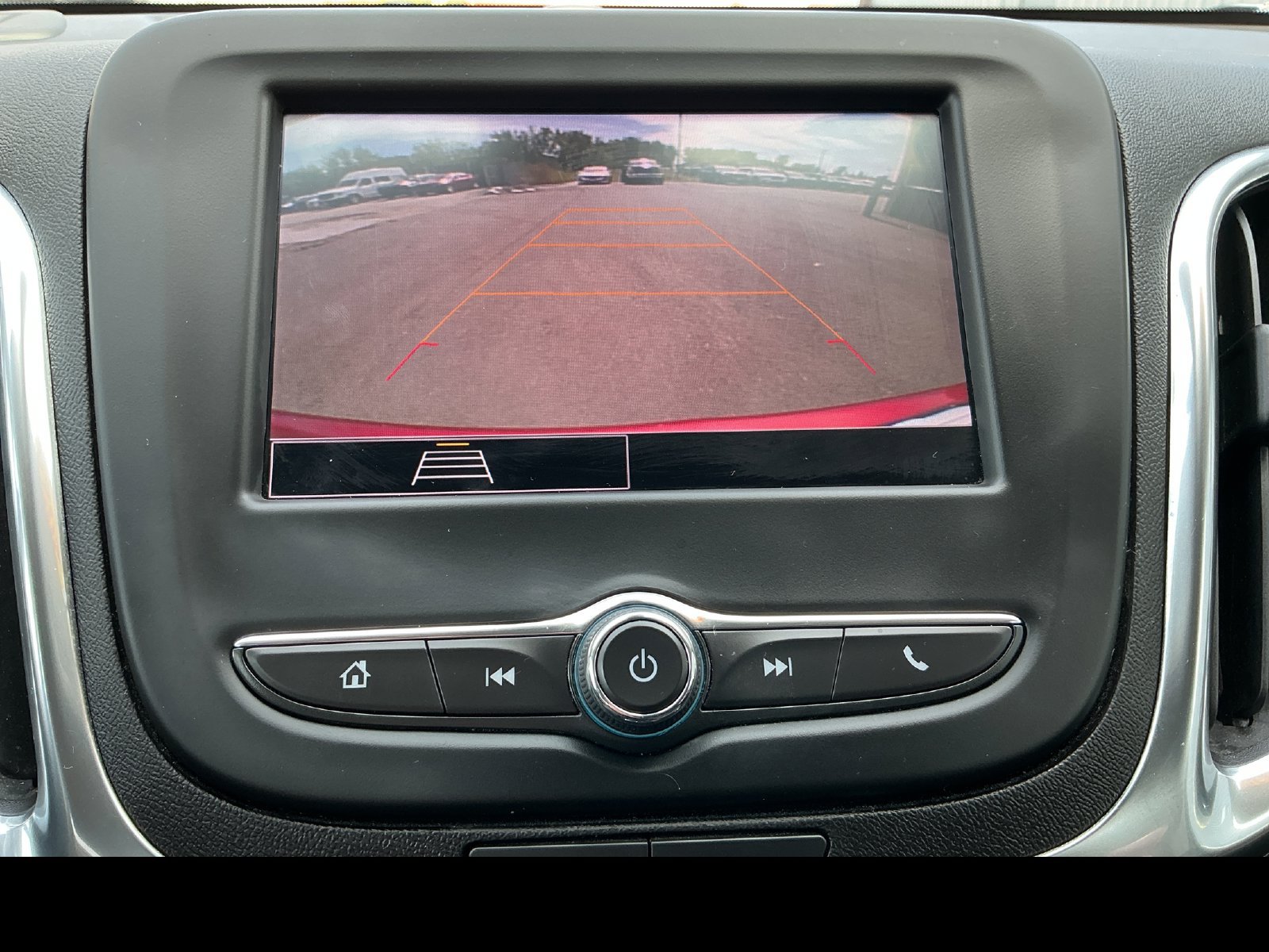 Used 2024 Chevrolet Equinox LT FWD image 20