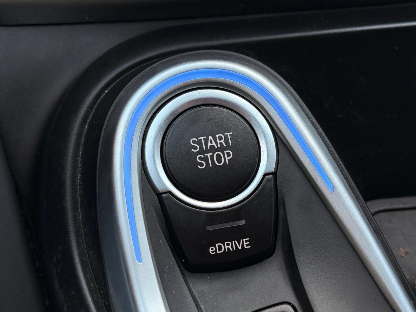 Used 2016 BMW i8 AWD/4WD image 32