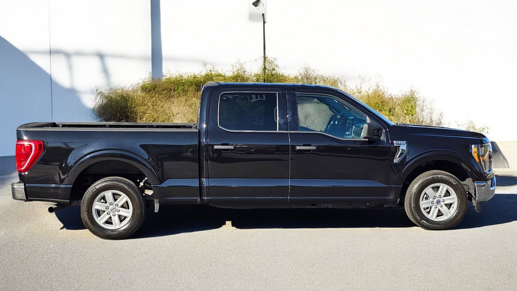 Used 2023 Ford F150 XLT w/ Equipment Group 301A Mid image 10