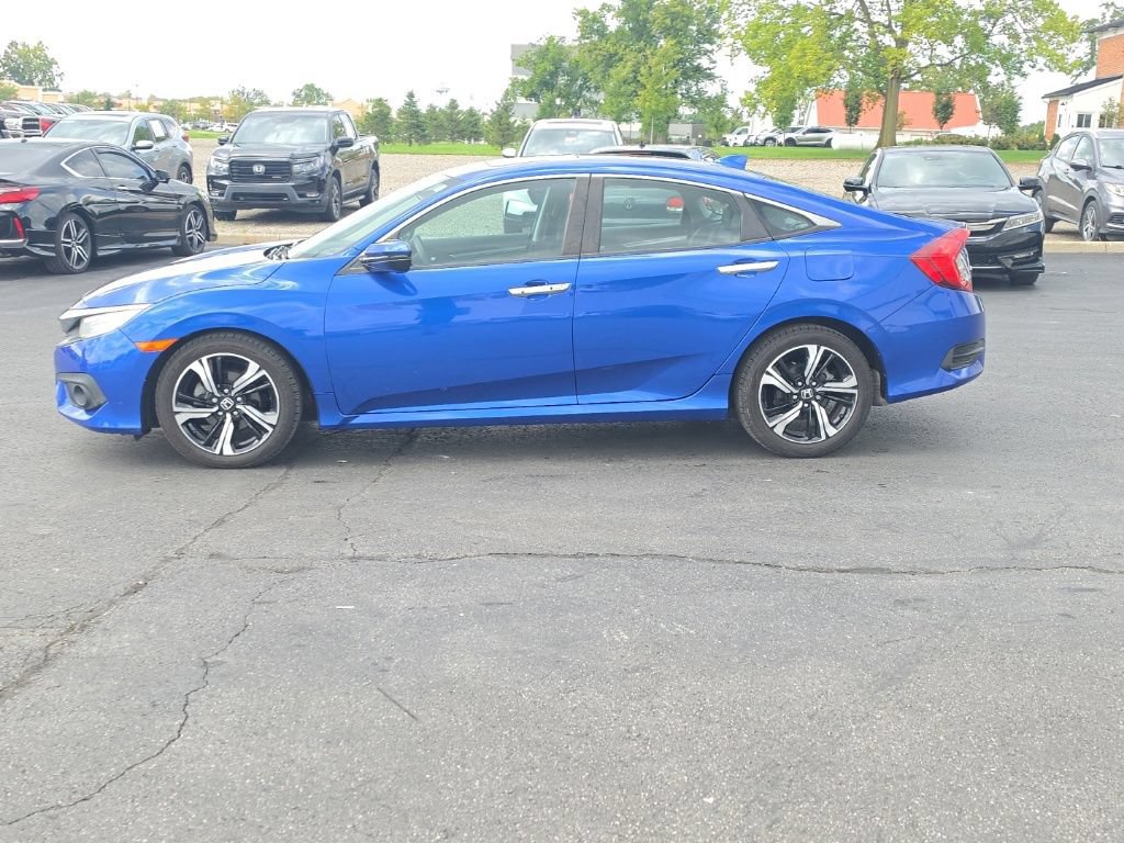 Used 2016 Honda Civic Touring image 4