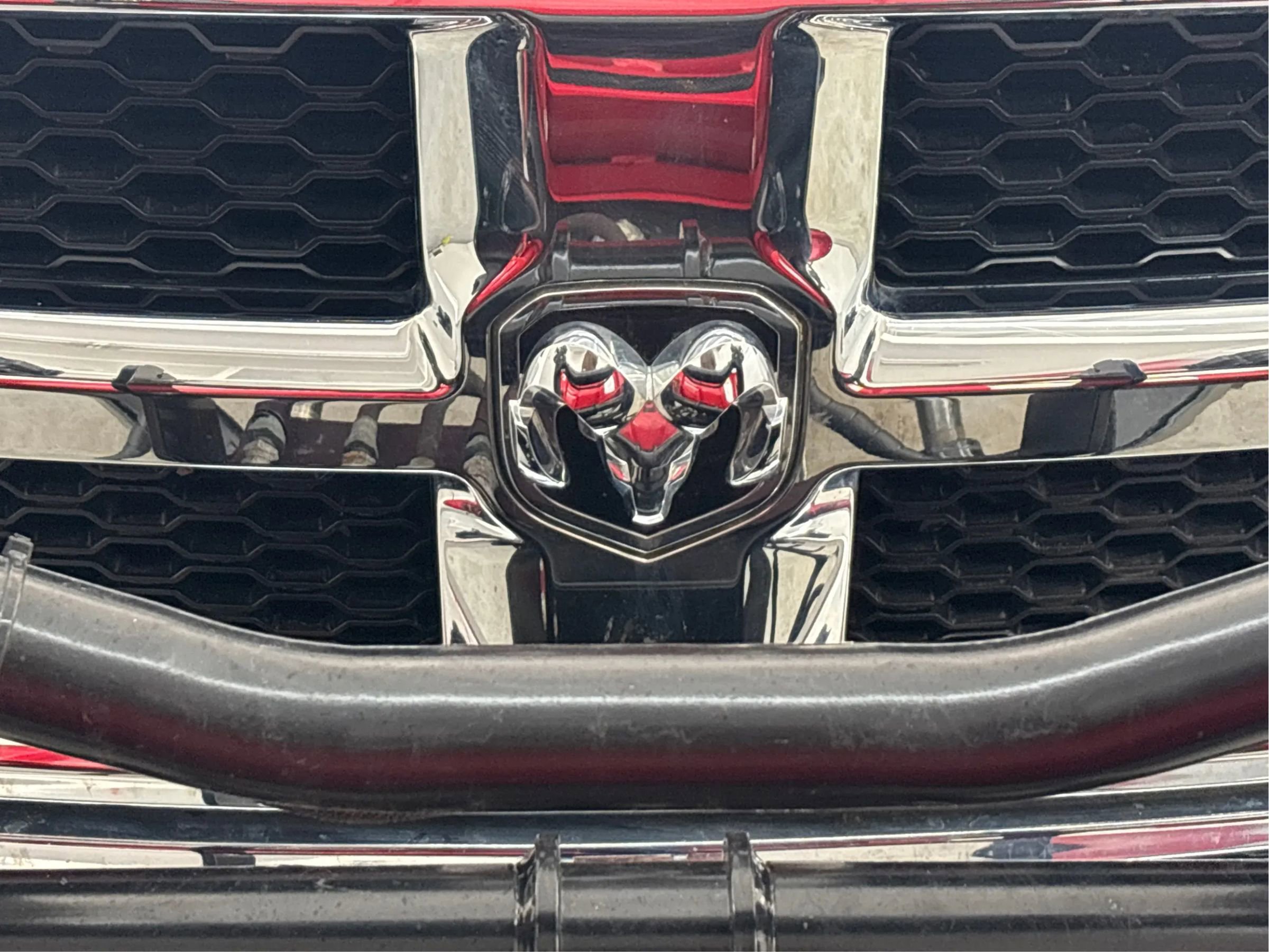 Used 2015 RAM 2500 SLT w/ Popular Equipment Group AWD/4WD image 32