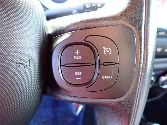 Used 2017 FIAT 500L Trekking w/ Popular Equipment Package image 17