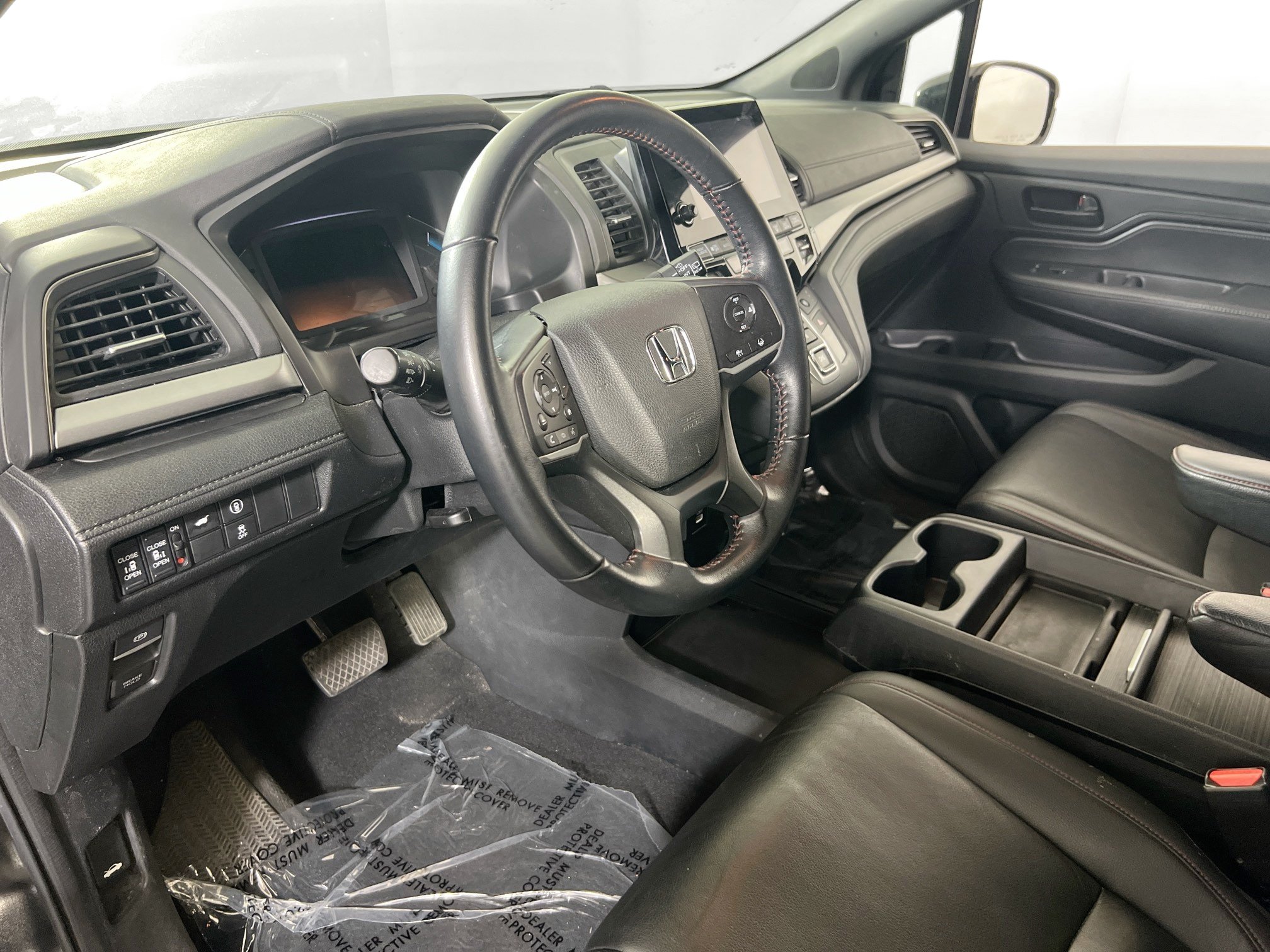 Used 2023 Honda Odyssey Sport image 9