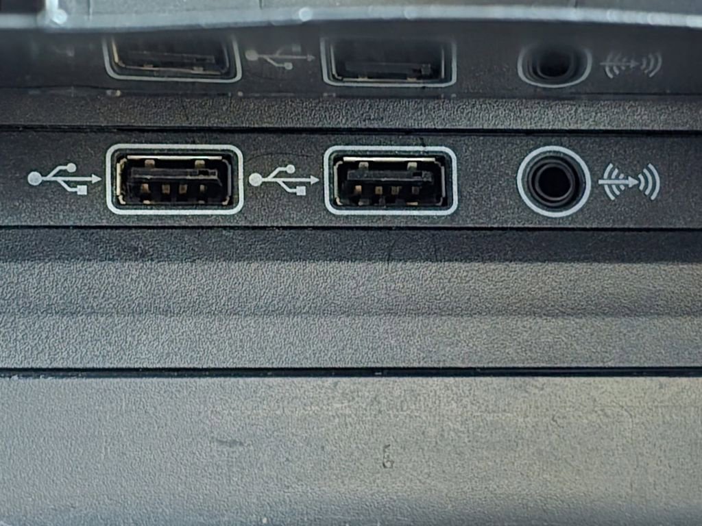 Used 2021 Volkswagen Atlas SEL Premium image 12