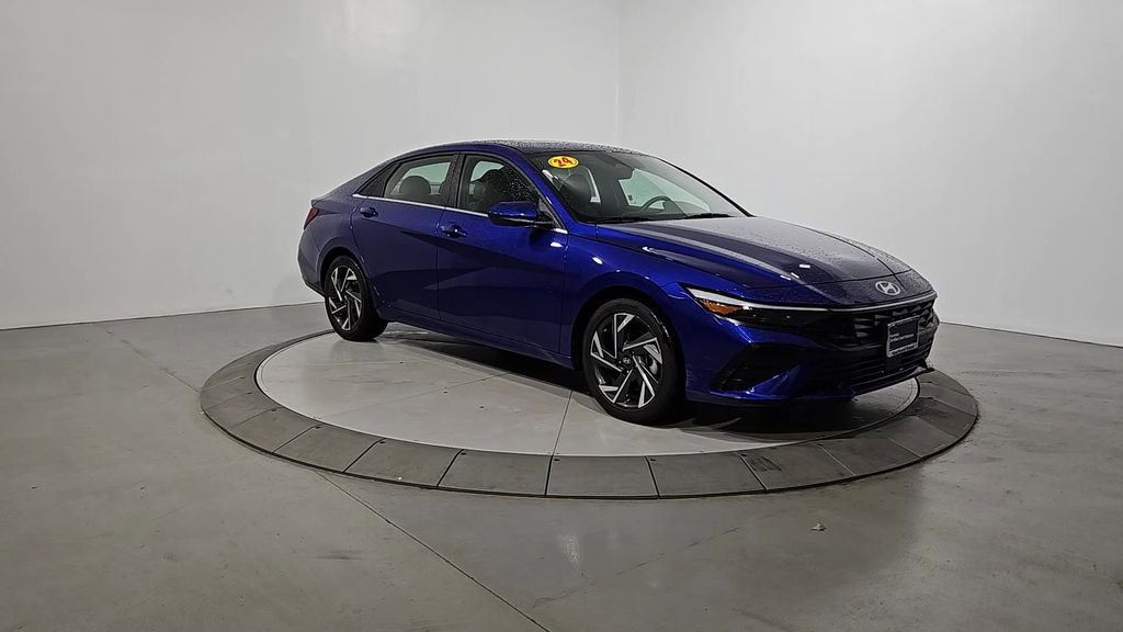 Certified 2024 Hyundai Elantra SEL w/ Convenience Package image 9