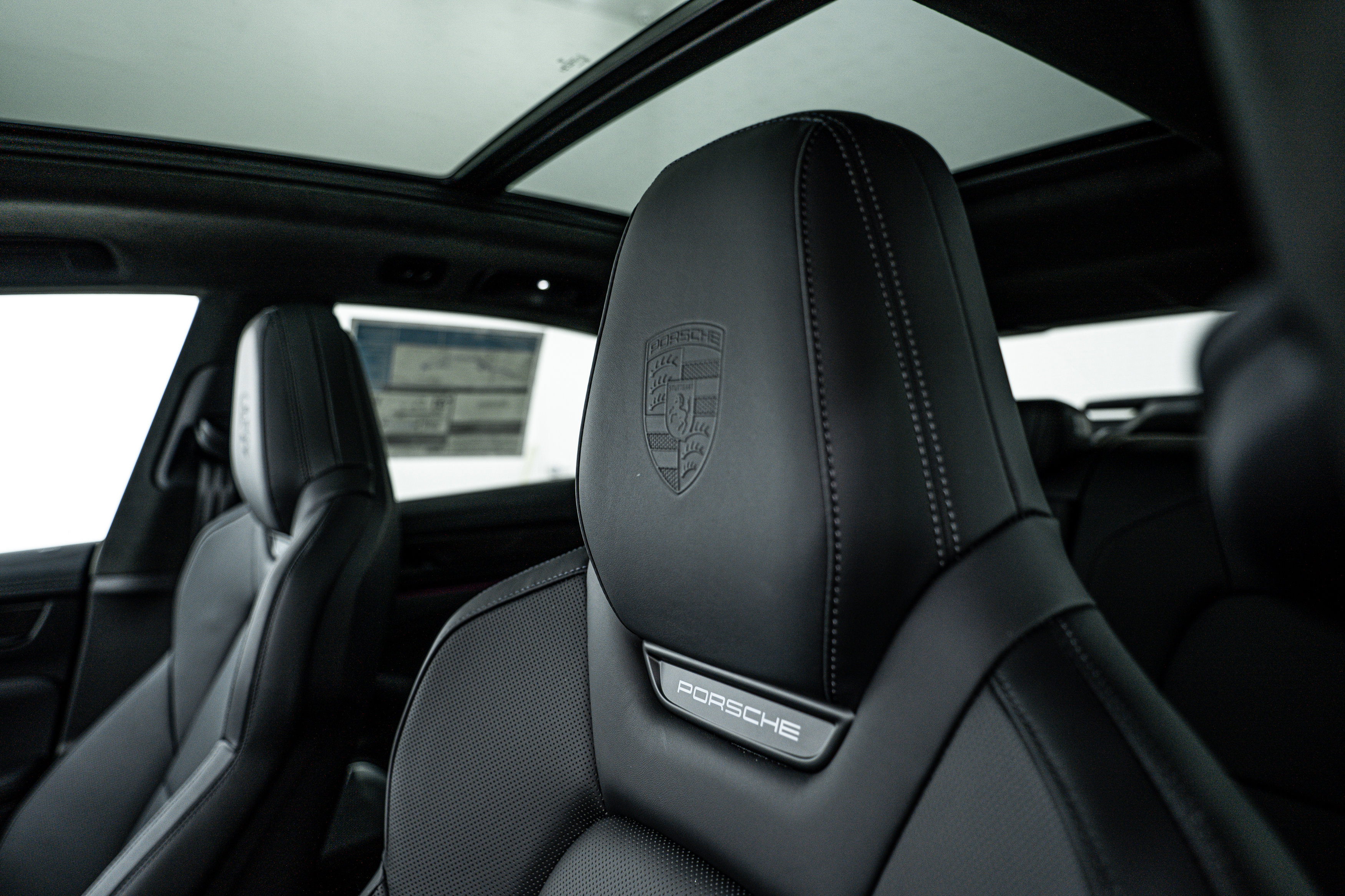 New 2025 Porsche Macan Turbo Electric image 22