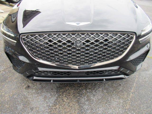 Used 2022 Genesis GV70 2.5T w/ Sport Prestige Package AWD/4WD image 4