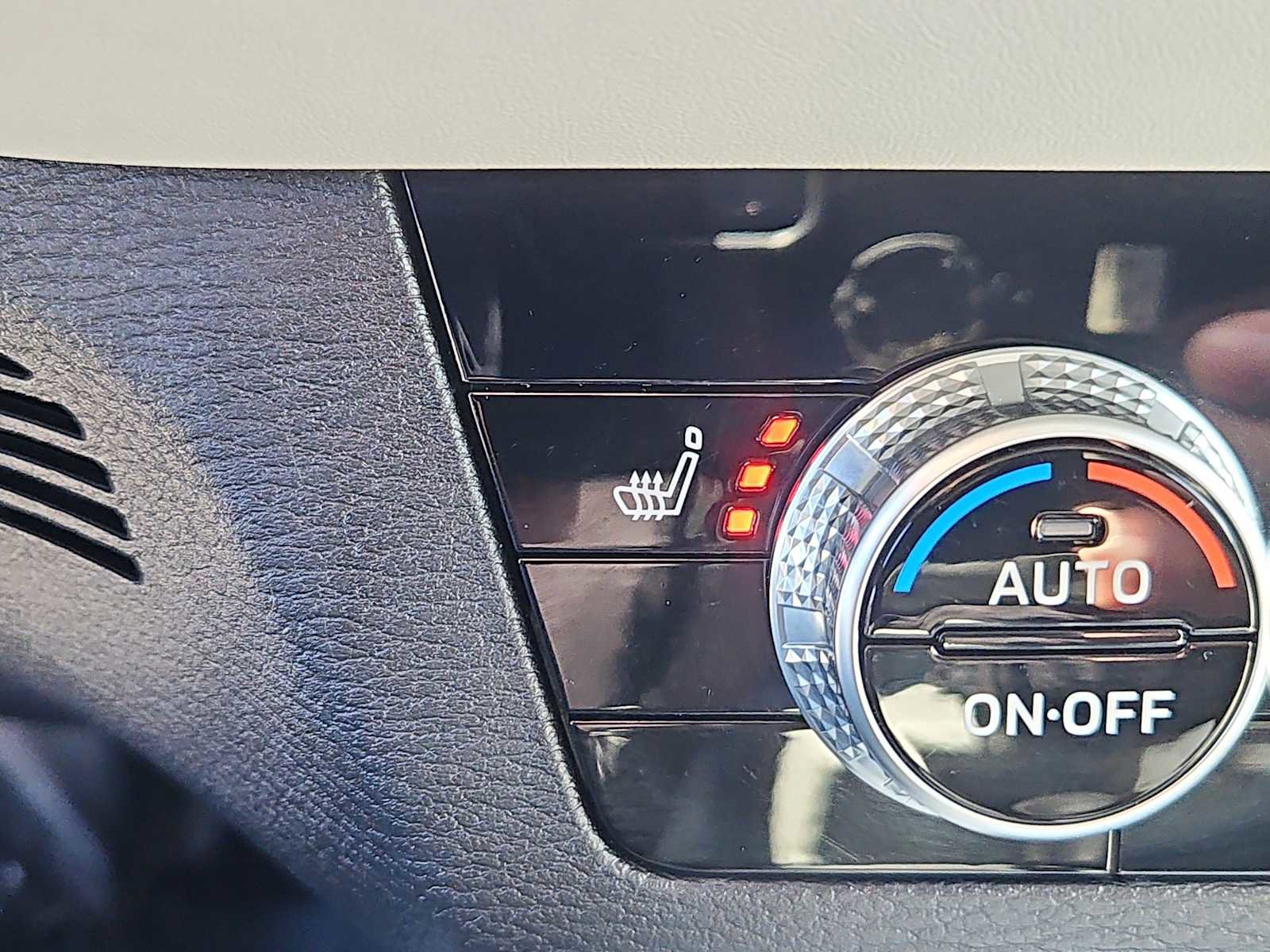 Used 2023 Mitsubishi Outlander SEL 40th Anniversary image 19